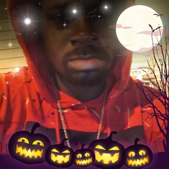 Meet your Posher, James - Picture 1 of 1